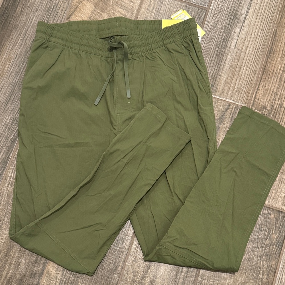 All in Motion Olive Green Men's Ripstop Pants - size M